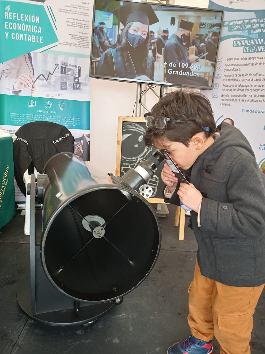 jennydanna1's tweet photo. L@s invitamos a seguir a Giovanna [@astronautgio] y a trabajar con @UniLibertadores y @OwsdColombia en este proyecto de formación de vocaciones y consolidación capacidades en #Investigacion 
#FULLInvestigaciones @France_Colombia @ColifriR @AsoASASAC @FuerzaAereaCol @ascunoficial https://t.co/Xesj0pU9rz