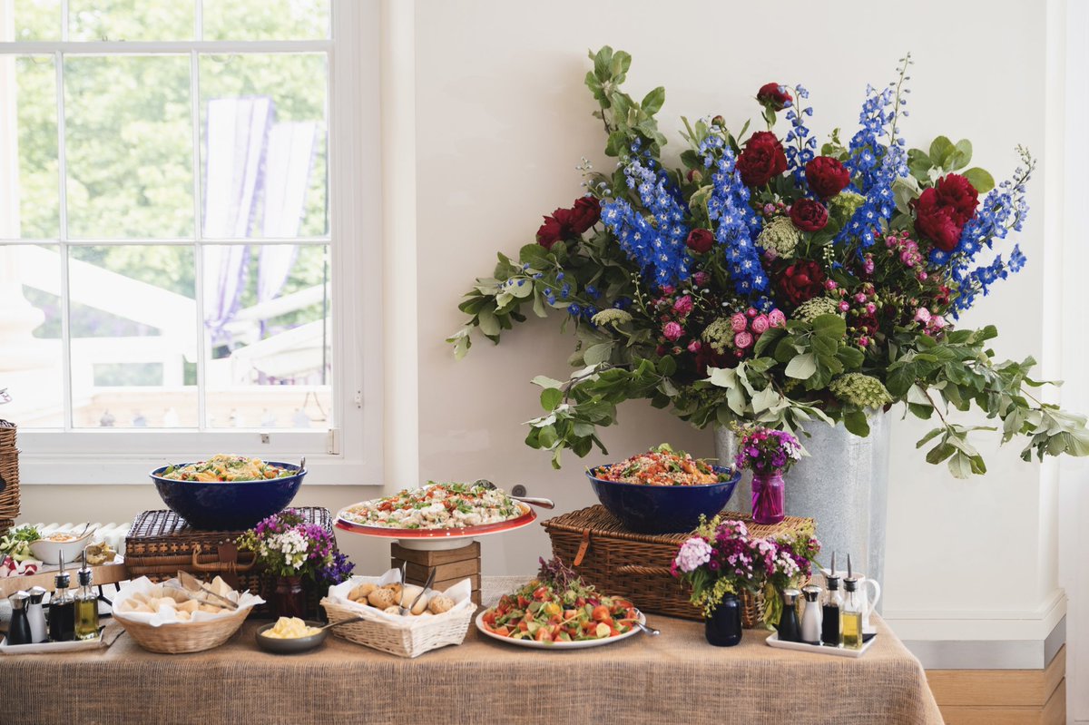 ABrownEvents's tweet image. We truly loved the delicious lunch and tea prepared by @pph_venue 🥗🥘and fabulous vintage afternoon tea service by @vintageflairltd 🫖☕️

#alasdairspageantwatchparty #platinumjubilee #platinumjubileepageant #HM70 #godsavethequeen #foodporn #antiqueporcelain