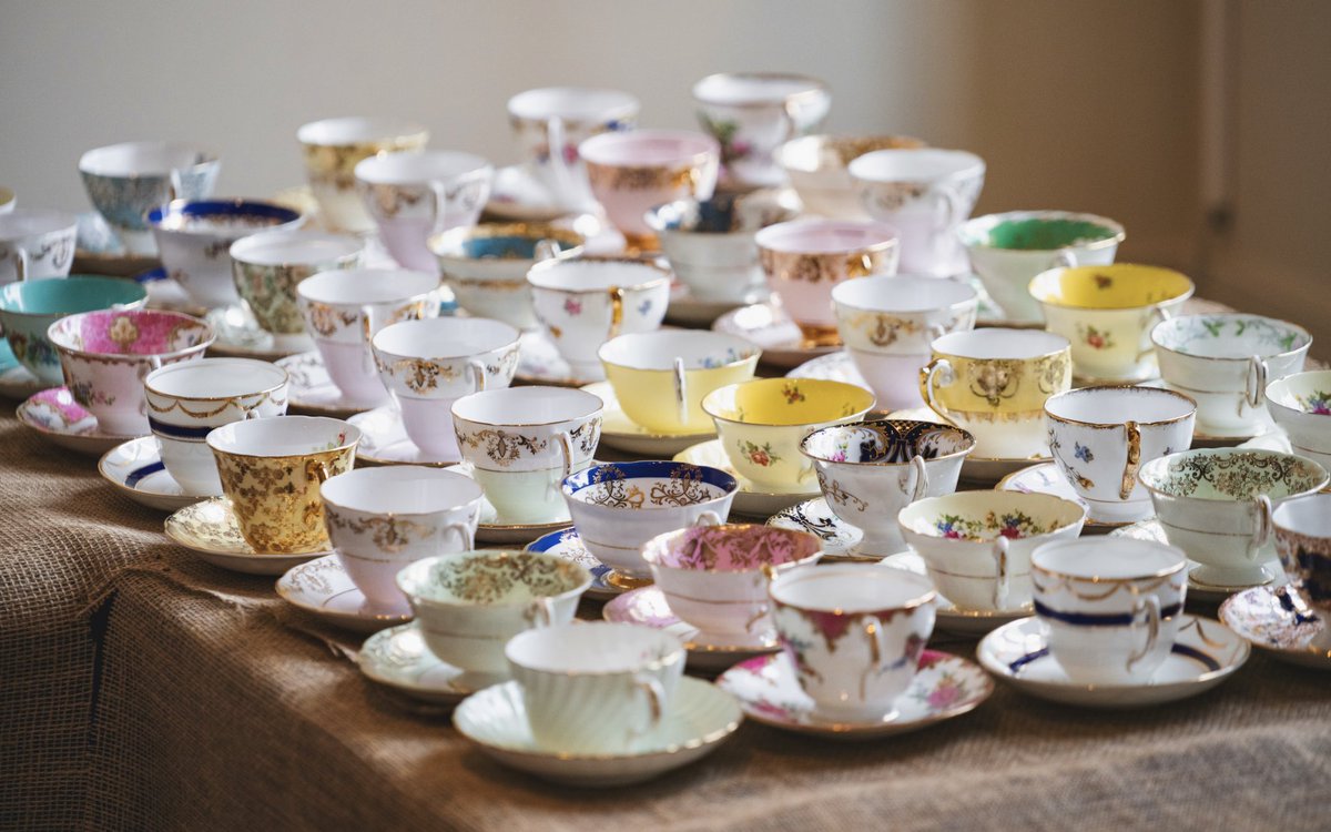 ABrownEvents's tweet image. We truly loved the delicious lunch and tea prepared by @pph_venue 🥗🥘and fabulous vintage afternoon tea service by @vintageflairltd 🫖☕️

#alasdairspageantwatchparty #platinumjubilee #platinumjubileepageant #HM70 #godsavethequeen #foodporn #antiqueporcelain