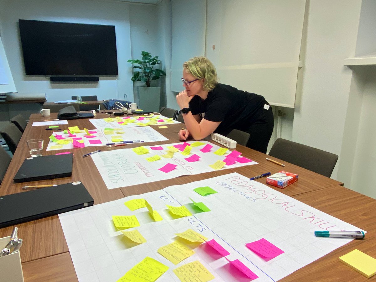 astroioannaki's tweet photo. A wrap for the @UnivHelsinkiCS S&R days! We had a blast working with the super-productive #FutureTeaching group - together we brainstormed solutions for the future of #MOOCs,#HybridEducation, #SchoolOutreach and general #pedagogics. Shout out to my almighty co-chair Virpi Sumu!โจ https://t.co/BWw91Q3l09