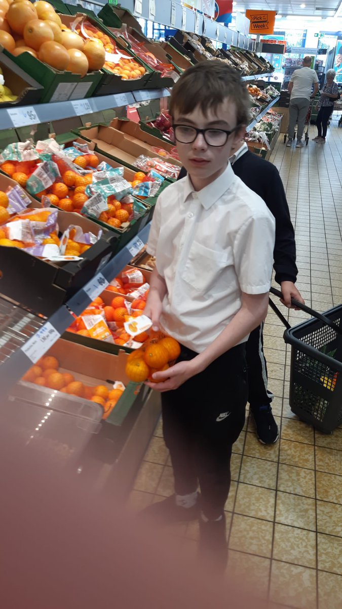 AsdBaseCHS's tweet photo. Our Yr7 pupils has the opportunity to practice their independence skills today. They followed a shopping list, stuck to a budget and paid for the items at the till. They all did an amazing job. Well done to all who took part #ASD #AsdBase #Independentlivingskills https://t.co/Pla4fR10Oi