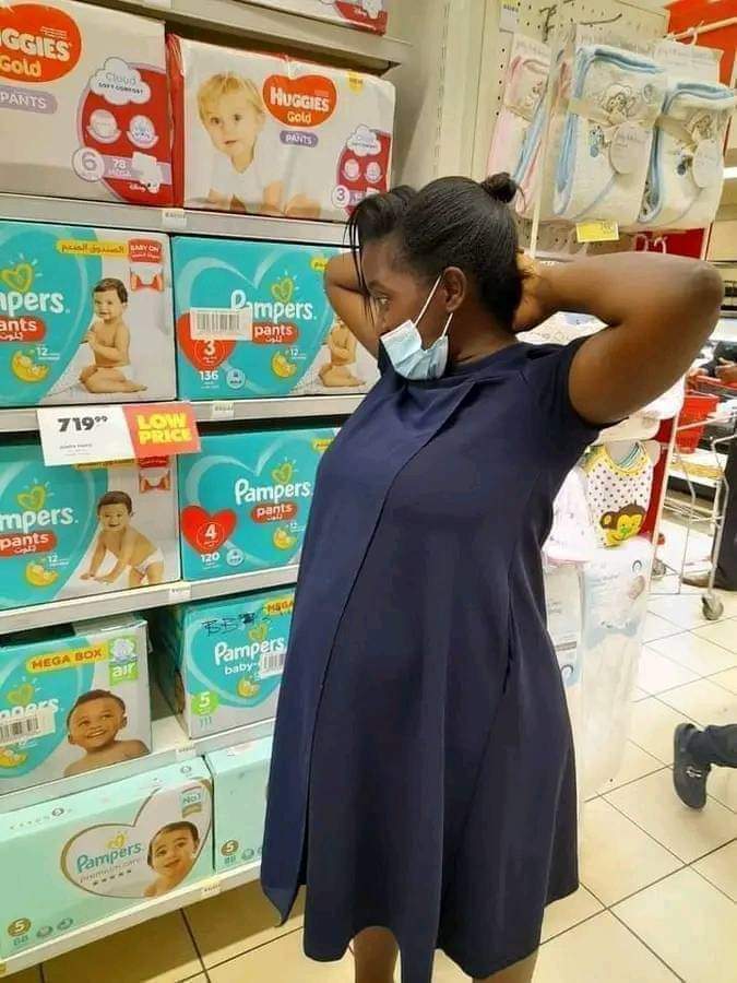 Hanzi lowest price when its 719😩and that pack can only last a day yohhh,, people will give birth before time because of these prices

<a href="/Kingbry221/">Kingbry22</a> <a href="/noxie_luv/">Khanyo wakwa Bhengu</a> <a href="/Sithand1844/">Sithandweyinkosi</a> <a href="/NaumeBaloyi/">Naume Baloyi</a> <a href="/AmiduTakue/">Takue Amidu</a> <a href="/CPhulu/">clementine ntombizile phulu</a> <a href="/andile_tshuma/">Andile Tshuma</a> <a href="/ndwandweb/">Bhekizulu Tshuma</a> <a href="/madhuveeE/">Jamal's mom</a>