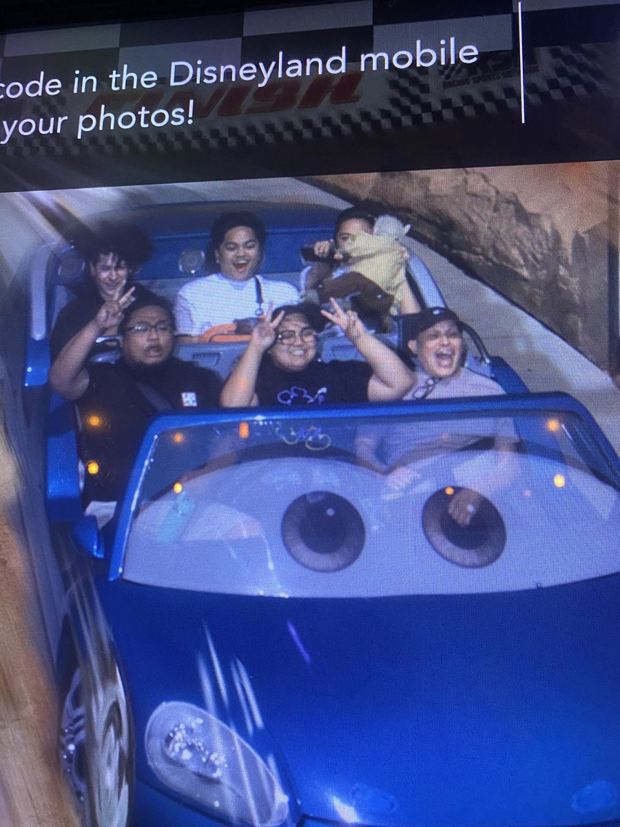 aareeka's tweet photo. Uncle Tony’s last trip to Disneyland was around 1984; before us and most of today’s Disneyland/DCA existed. Pre-COVID, he told me his birthday wish was to see Star Wars Land in person. It took another three years, but we finally got him there. ♥️ https://t.co/VDODe6V8cg
