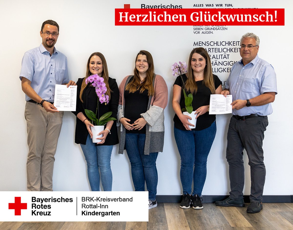 BrkRottal's tweet photo. Herzlichen Glückwunsch! Die neuen stellvertretenden Leiterinnen des #BRK #Kindergarten Marienhöhe in Simbach am Inn sind seit 1.Juni im Dienst! Wir wünschen viel Erfolg bei der neuen Aufgabe! https://t.co/wo9xswPS7g