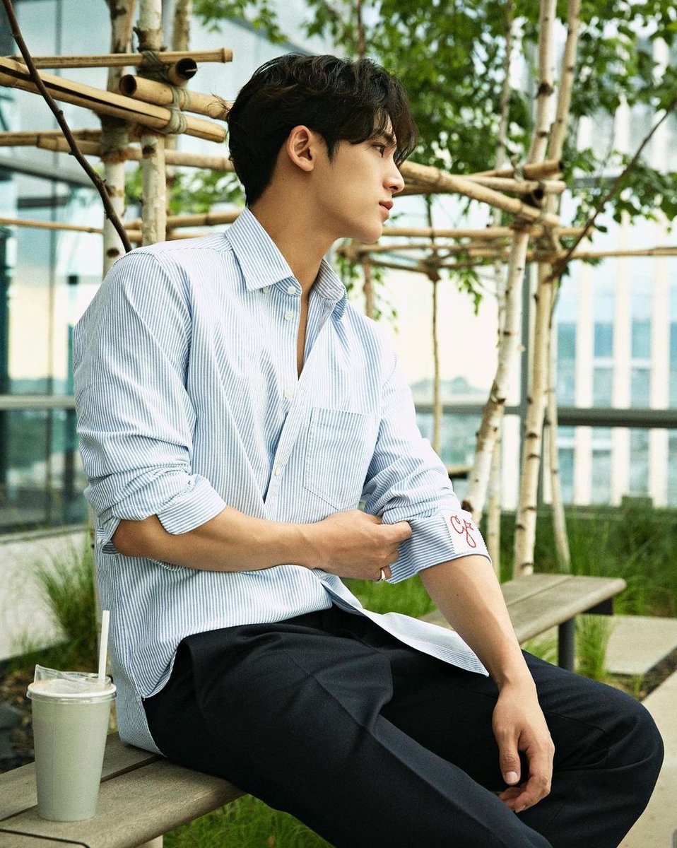 wonusluck's tweet image. im smiling like a fool thats my boyfriend u guys i took these pic