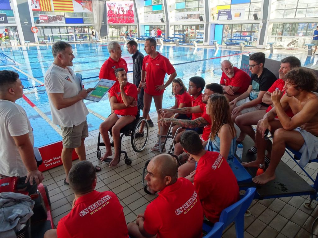 🏊🤽| El #CNTerrassa enlluerna en el seu 90è aniversari amb clar protagonisme del #waterpolo i la #natació 

▶️Imatges i declaracions a terrassadigital.cat/el-cn-terrassa… #Terrassa #esportstrs