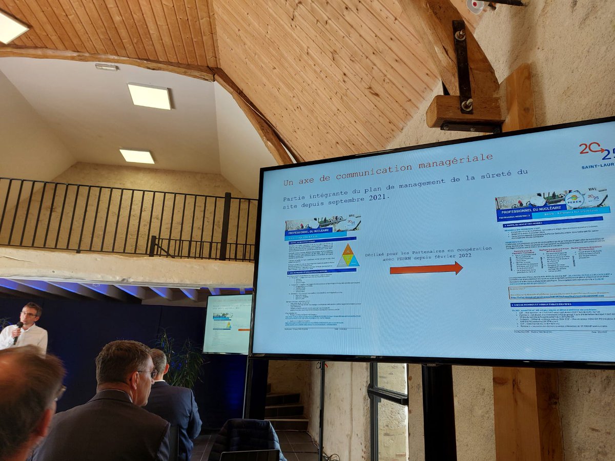 ASSO_PEREN's tweet photo. Présents au séminaire des dirigeants locaux de @EDFSaintLaurent 
Présentation du message professionnel du nucléaire co créé par Florian Jaouen et PEREN
#nucléaire #peren #séminaire https://t.co/KDza6rncwF