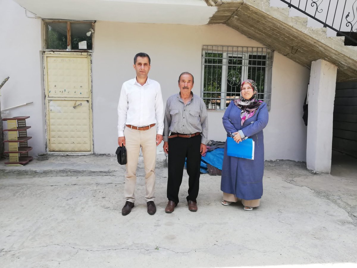 Doğanşehir Sosyal Hizmet Merkezi (@dogansehir_shm1) on Twitter photo Şehitlerimiz Zeynal CENGİZ, Abdurrahman SELÇUK ve Gürhan DEDE'nin İlçemizde ikamet eden aileleri Kuruluş Müdürü Şerif BURÇAK ve çalışma arkadaşlarımızca ziyaret edilmiştir.
<a href="/tcailesosyal/">T.C. Aile ve Sosyal Hizmetler Bakanlığı</a>
<a href="/deryayanikashb/">Derya Yanık</a>
<a href="/DogansehirK/">DogansehirKaymakamlk</a>
<a href="/tcailesosyal/">T.C. Aile ve Sosyal Hizmetler Bakanlığı</a>
<a href="/24Galip/">Galip SÖKMEN</a> Şehitlerimiz Zeynal CENGİZ, Abdurrahman SELÇUK ve Gürhan DEDE'nin İlçemizde ikamet eden aileleri Kuruluş Müdürü Şerif BURÇAK ve çalışma arkadaşlarımızca ziyaret edilmiştir.
<a href="/tcailesosyal/">T.C. Aile ve Sosyal Hizmetler Bakanlığı</a>
<a href="/deryayanikashb/">Derya Yanık</a>
<a href="/DogansehirK/">DogansehirKaymakamlk</a>
<a href="/tcailesosyal/">T.C. Aile ve Sosyal Hizmetler Bakanlığı</a>
<a href="/24Galip/">Galip SÖKMEN</a>