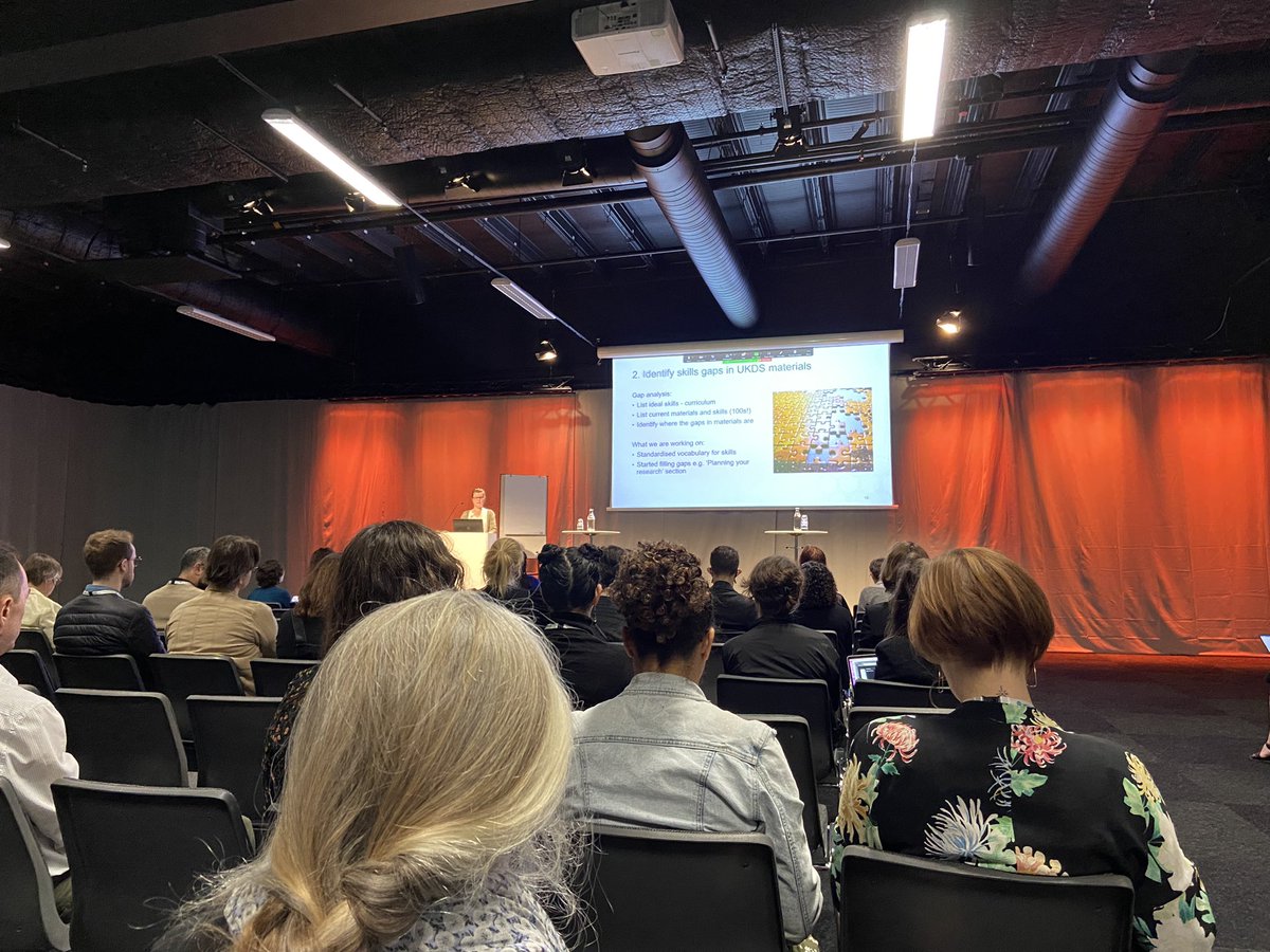 Bukettis's tweet image. Inspiring! Sara King-Hele on the topic ”Data Skills Pathway: Planning a curriculum of free interactive self-learning materials” #iassist2022