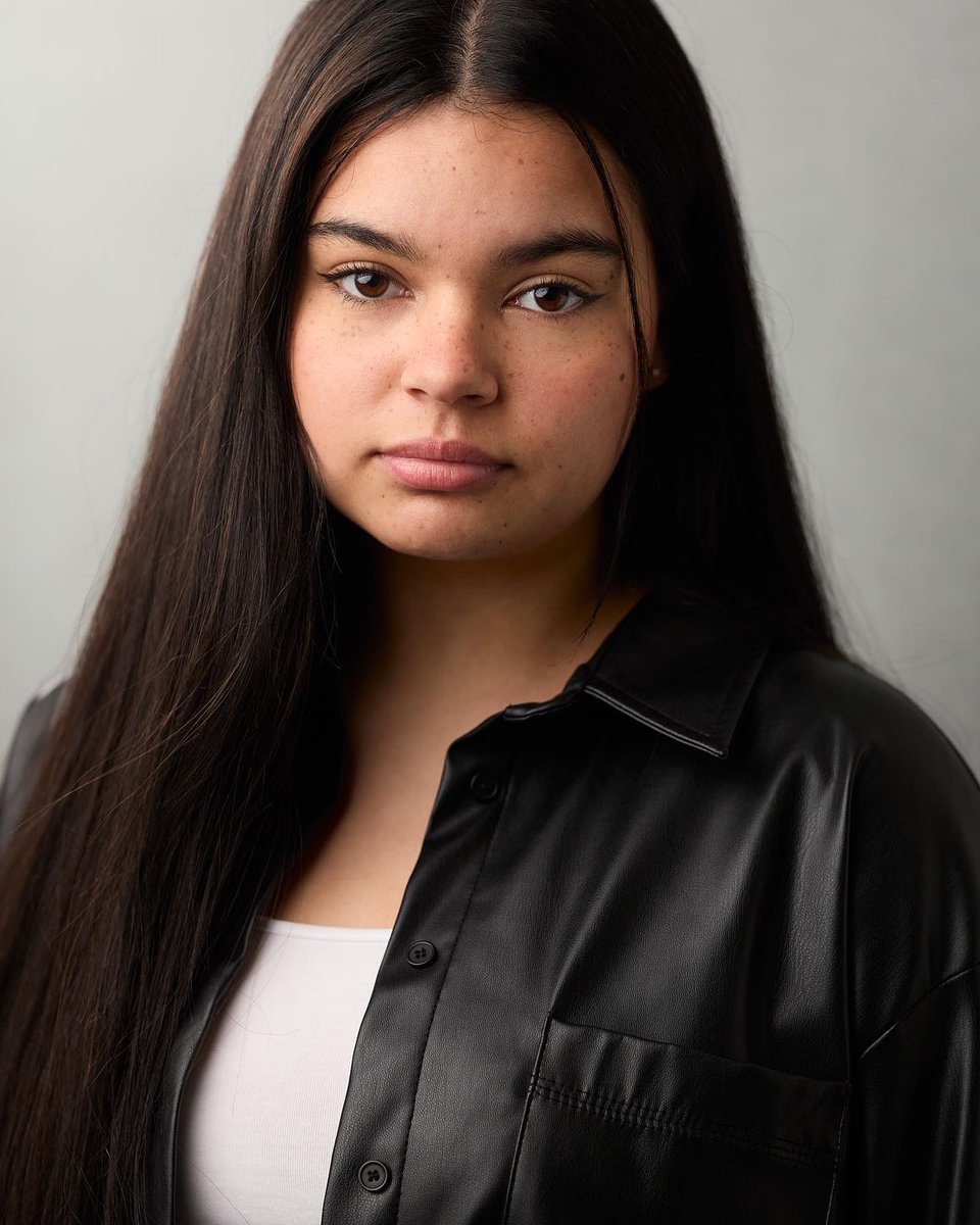 jaz_unscripted's tweet photo. Two new recent headshots- shot by @tombarkerphoto :)
#actress #northernactress #casting #headshots #showreel #methodactor #ukactor https://t.co/kY9M3wzP3S