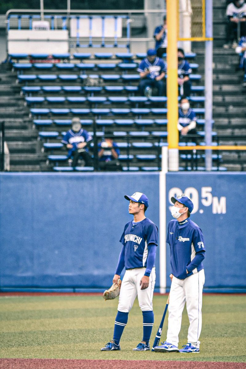 sh0_taka4's tweet photo. ふたりの見据える先は果たして、
#根尾昂 #立浪和義 #dragons
#dragonsfilms 20220608 https://t.co/JHeED7hTME