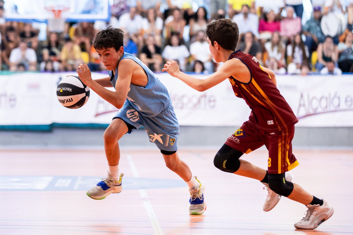 ColeEstudiantes's tweet photo. ¡Celebramos los logros de nuestros alumnos! 🙌

Juan Ramón Pou, alumno de 6º de Primaria, se ha consagrado #campeón de la liga de #minibasket Alevín Masculino de segundo año de #Madrid con su equipo 
@MovistarEstu, siendo una pieza clave en toda la temporada. 

¡Enhorabuena! 👏 https://t.co/pW8HgeqhiH