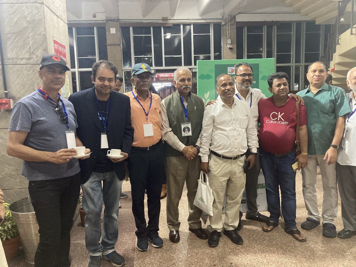 VridheeB's tweet photo. Team Vridhee at Green Urja Conclave 2022 and Green Globe Award
Green Urja Conclave 2022  held by CRESPAI in association with IIT Delhi, IIM Lucknow and Hansraj College, Delhi University. https://t.co/2QLoDHDI2M