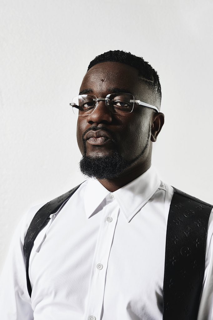 sarkodie's tweet photo. We don’t have it , we own it https://t.co/RgtLmpQfCA