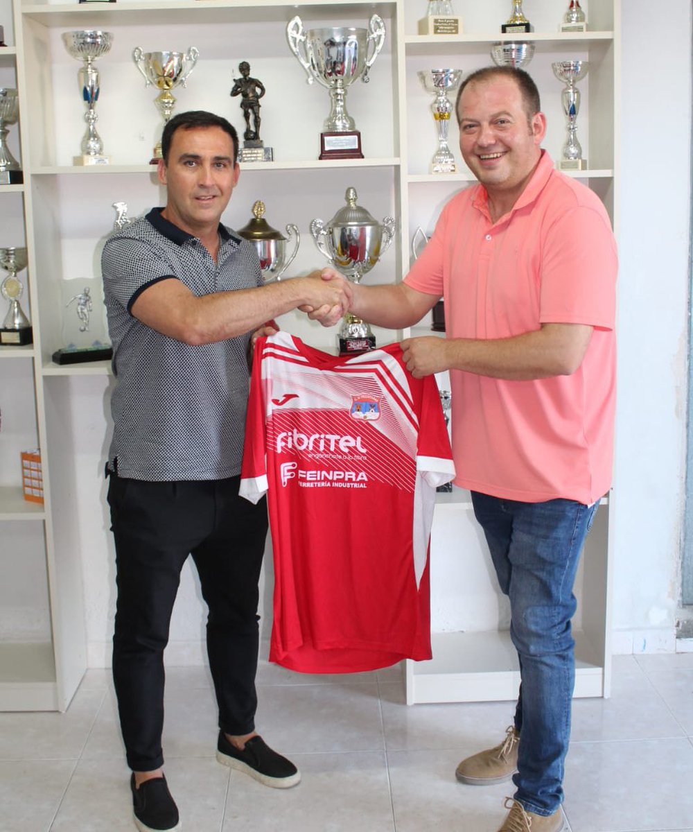 Comenzamos un nuevo reto con la máxima ilusión. Mucha suerte!!! <a href="/cd_villacanas/">CD FIBRITEL VILLACAÑAS</a> <a href="/FPanocha/">FRENTE PANOCHA</a> 
#lagrandezadeserhumildes