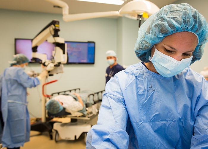 RnReviews tweet media