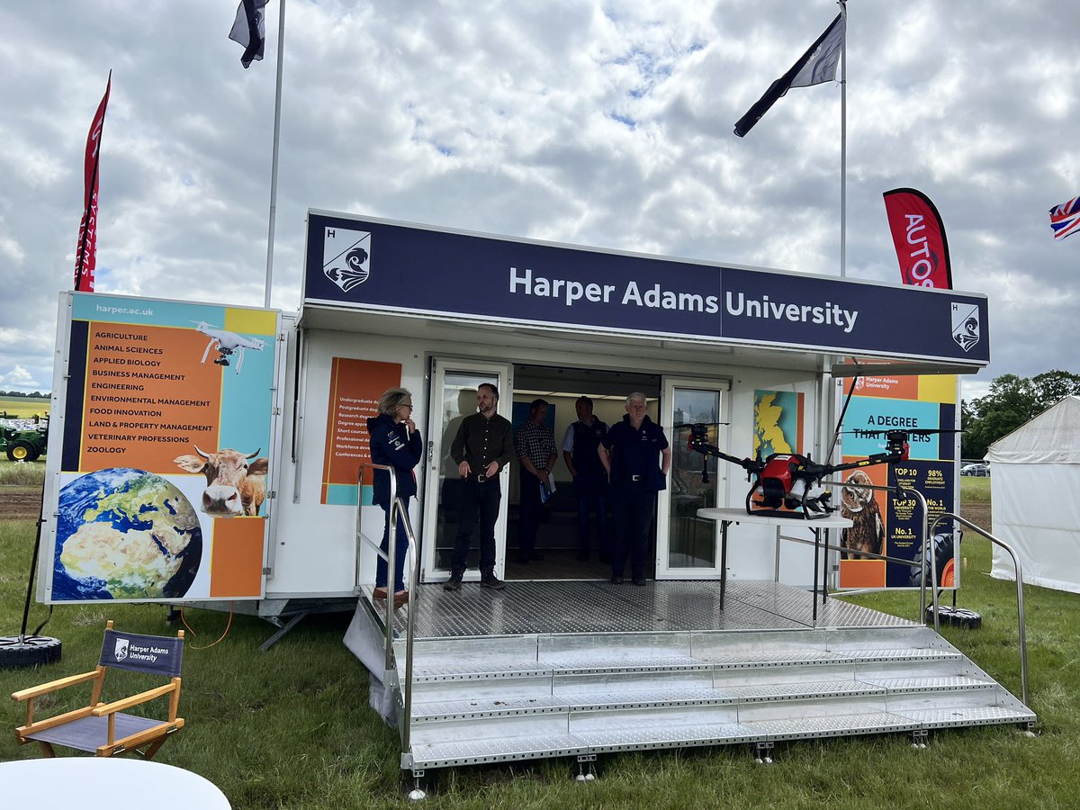 Prof Andy Wilcox tweet media