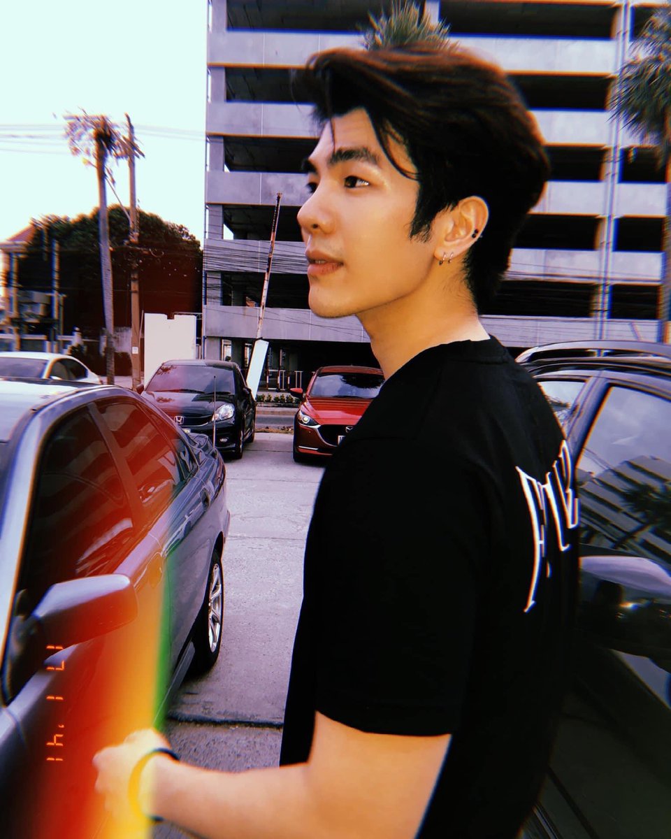 wooshirn's tweet photo. Pake ava ini dumzz.... https://t.co/xuY68ExAev