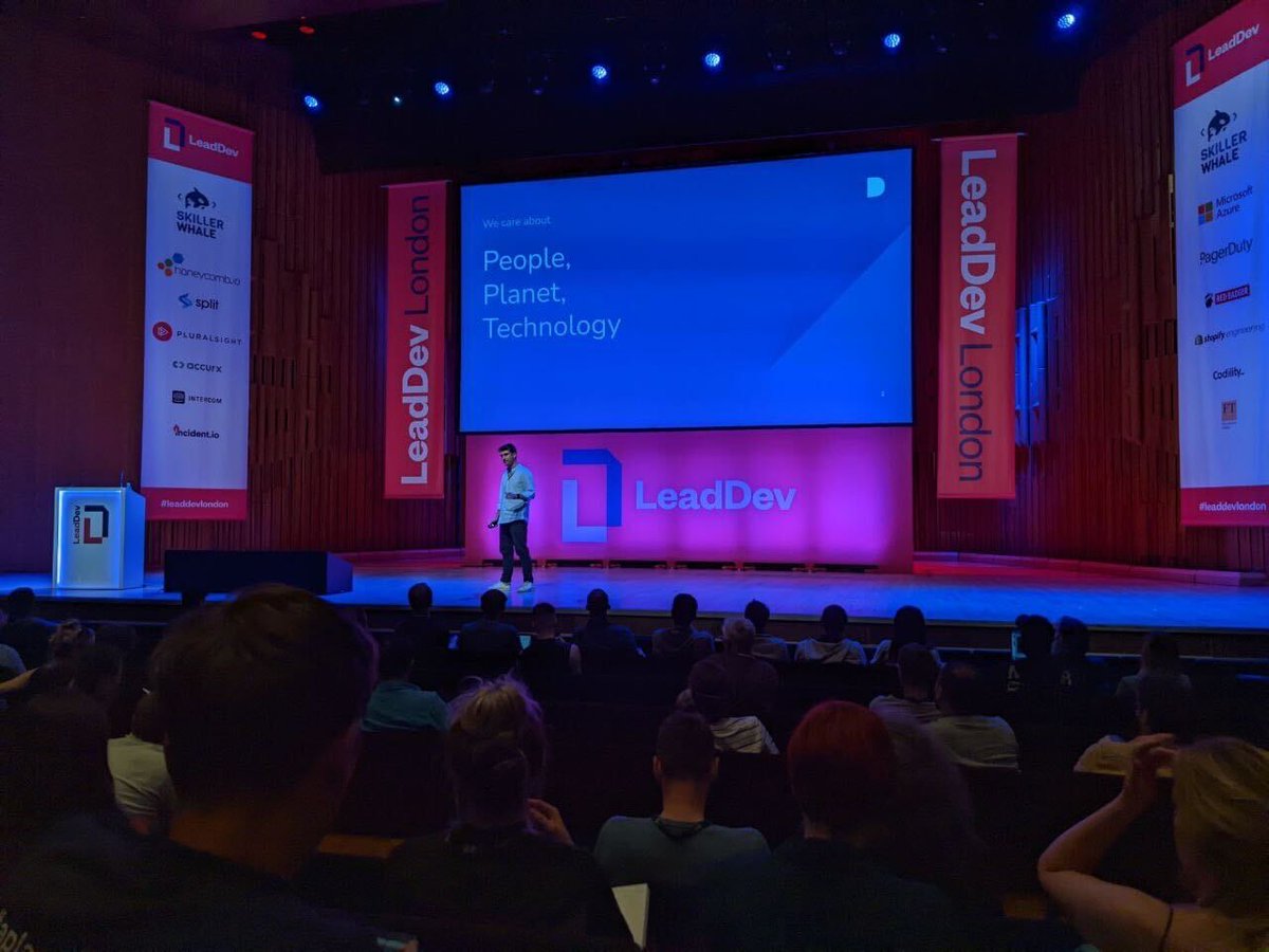 What an incredible first day at <a href="/TheLeadDev/">LeadDev</a>  conference in London! 🤩

Our Head of Engineering, Alex Canessa, spoke about reducing your website's impact and improving users' experience. 👏

Bring on day two! 🤘

#LeadDevLondon