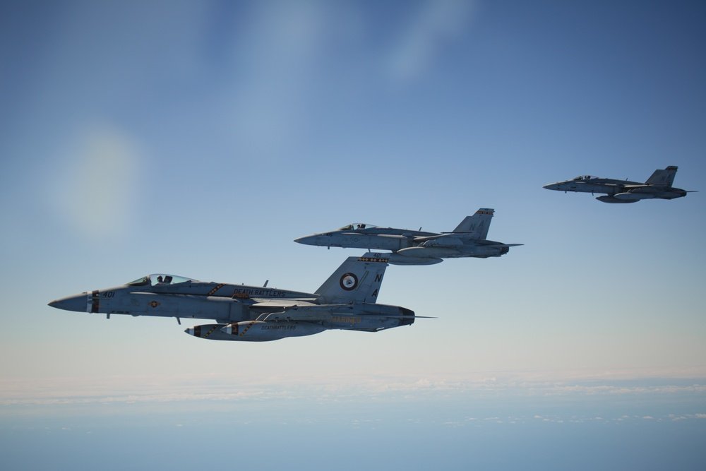 scan_sky's tweet photo. Prestwick Airport 🏴 Spotters -
Looking Forward To Seeing 📸 Of The Arrivals Due This Evening -
10 x #USMC F/A-18C Hornets From VMFA-323 "Death Rattlers ☠"
📸:Sgt. Dominic Romero https://t.co/xB2JGRw3tp