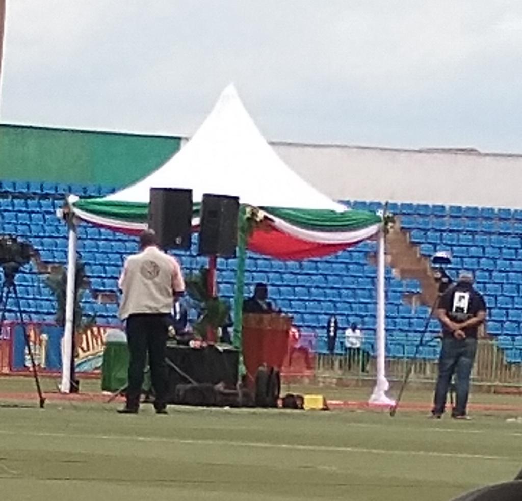 ClaudeNtak's tweet photo. Domitien Ndayizeye I Gitega ati "If you can't beat them join them."

#Unity #Is #Key

@KarerwaNdenzako https://t.co/TGPAj5p8Tc