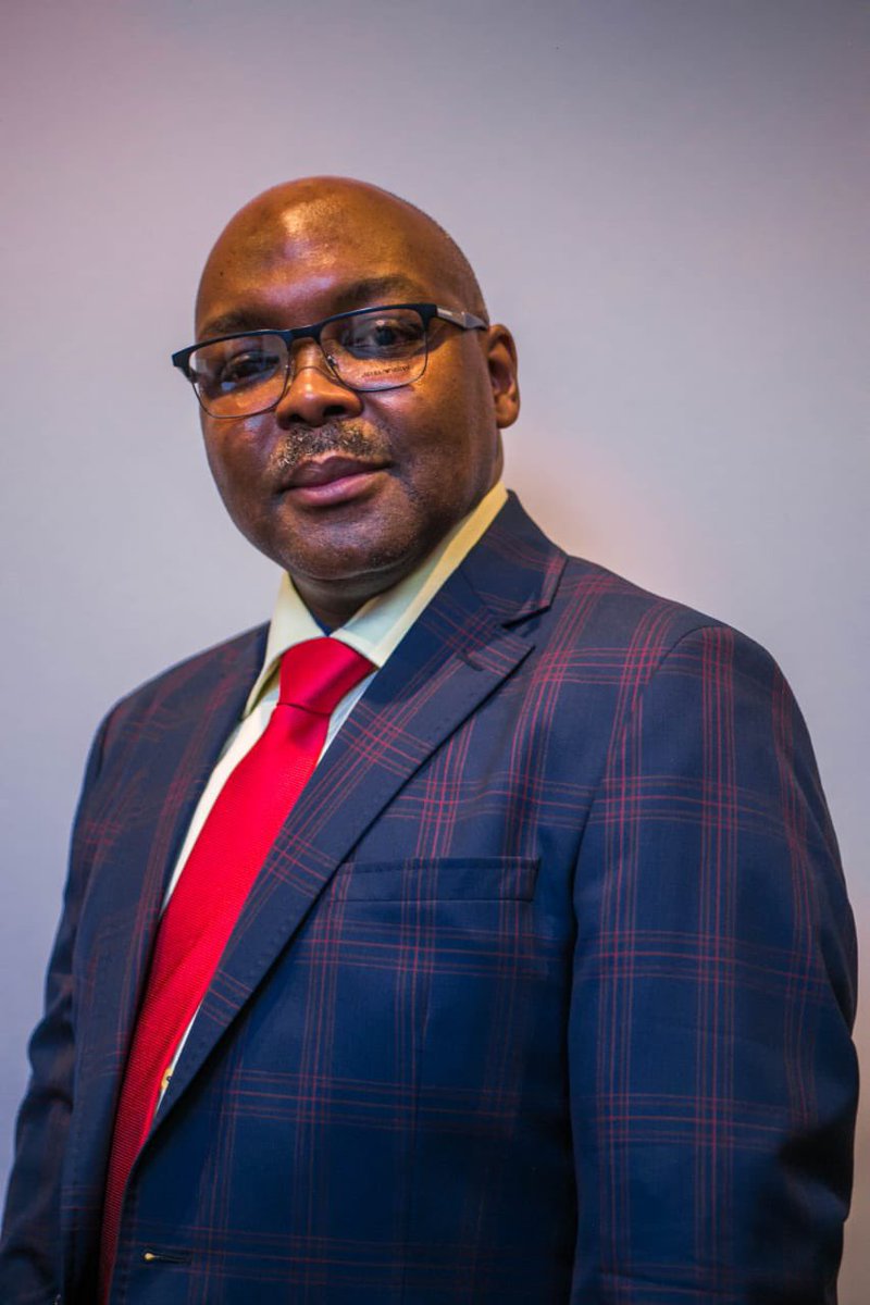 RSASIU's tweet photo. The SIU welcomes the arrest of Mpumalanga Department of Cooperative Governance and Traditional Affairs HoD, Samkelo Ngubane, over personal protective equipment (PPE) fraud and corruption amounting to R5.9 million. https://t.co/11BvsPSeV1