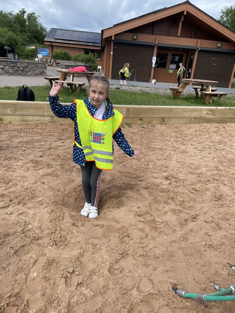 MissSmith2017's tweet image. @YsgolEmmanuel we have arrived #RSPB #2D #2SO