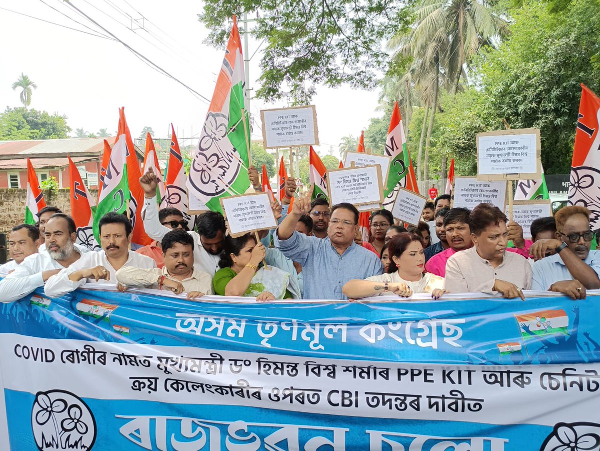 AITC4Assam's tweet photo. Glimpses from today's 'MARCH TO RAJBHAVAN' programme demanding CBI enquiry on the PPE Kit and Sanitizer scam of CM @himantabiswa.

We will not watch you fool the people of Assam silently, Mr Chief Minister! https://t.co/AlXGDHHhm4
