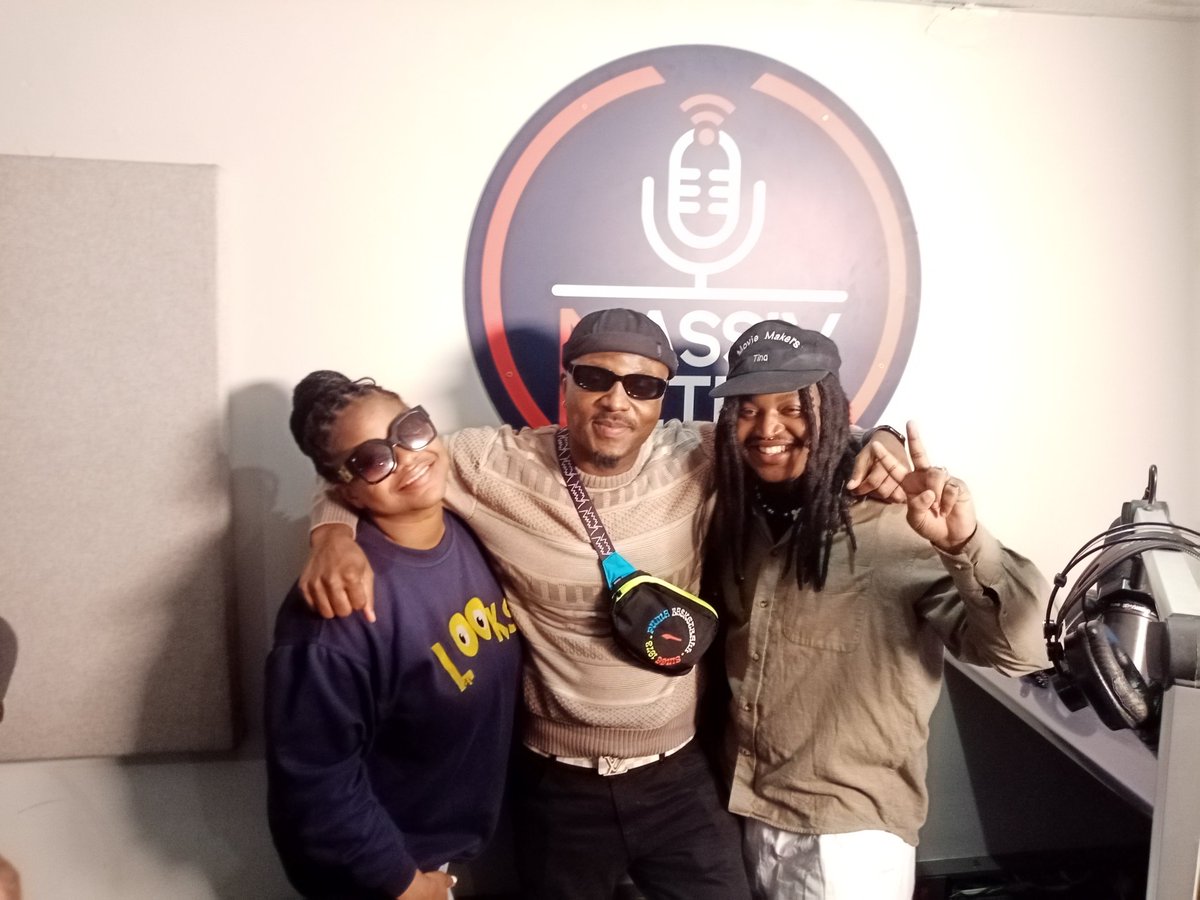 radio_homegrown's tweet photo. Thank you @rhymangn for your visit. Wishing you all the success ahead. 👌🏿👌🏿👌🏿 https://t.co/3eJ3iWytIH