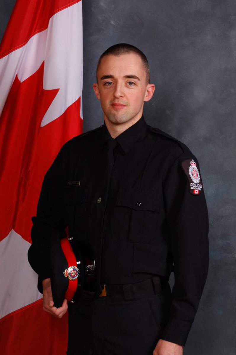 AFPAElliott's tweet photo. On June 08, 2015 we lost a husband, a father, a son, a colleague &amp; a dear friend in Cst. Dan Woodall as he was serving his community investigating a hate crime in Edmonton. Taken too soon. We all miss you Dan. #remember https://t.co/AhB1LSDCcU