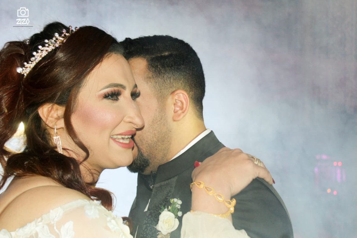 SimSimphone's tweet image. اليوم ذكري عيد زواجي من سيدة الاعمال / نورا مدحت النبراوي من اجمل ايام ولحظات في عمري كله الله لا يحرمنى منها ويطول بعمر ماما مريم يارب العالمين 🤲