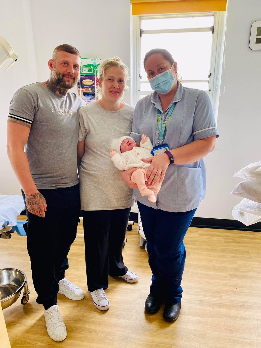 #ContinuityOfCare works! Following a preterm delivery last time round, our couple have given some amazing feedback about their care and 40/40 birth in their local MLU, with their named midwife!! Just how amazing is this👏🎊💕… Huge Congratulations all round 🎉👏🎊💕