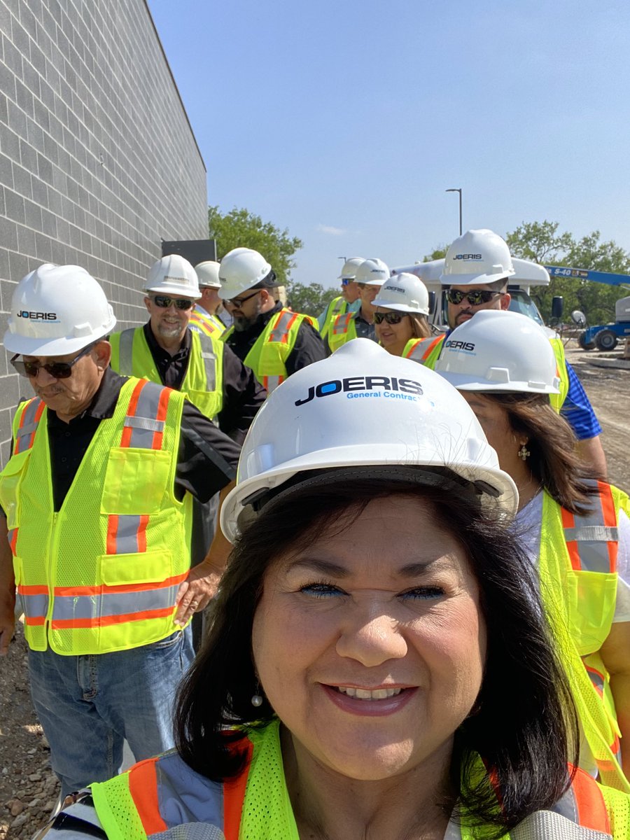 RGCA's tweet photo. #SWISD new building and renovation tour! Natatorium, Scobee, & SWHS. Everythingโs looking great at the schools. Nat. coming along well. #swstrong https://t.co/XhkM4s4j2b