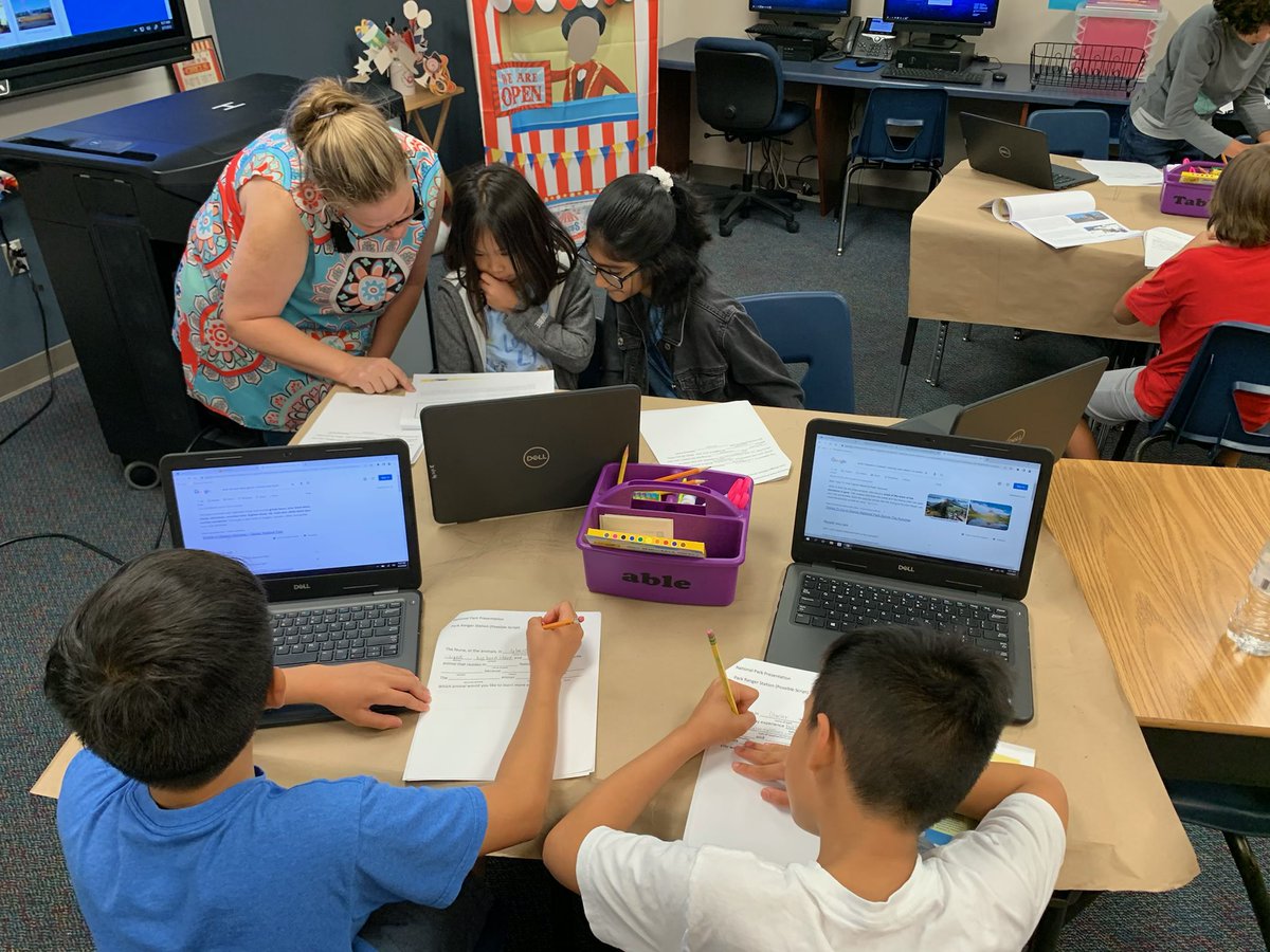 LybargerK's tweet photo. Day2 of Title III Language Enrichment for @McNeilles! #NationalPark #watercolor #buildingbackground #buildinglanguage @LamarCISD @GStewartkooper @BarreraJorgeU @justwrite4u2 @Tonilscott_ed https://t.co/wpws1gVQkj
