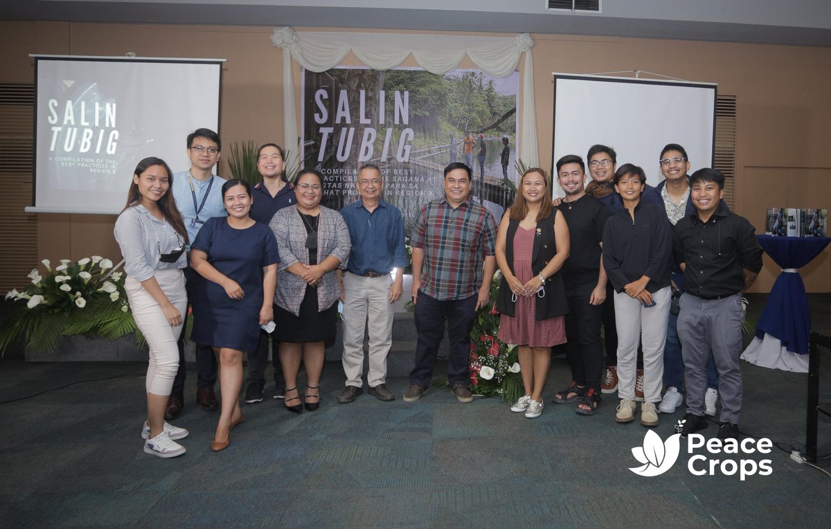 peacecropsph's tweet photo. SALINTUBIG'S BIG MOMENT
From February to April this year, we've had the most exciting opportunities to...
MORE ON: https://t.co/6IMR5itTXc
---
PHOTOGRAPHS: Shania Yulo & Rondell Chaz Mabunga
---
#DILG10
#RHub
#Salintubig
#DropSeedsNotBombs
#PeaceCropsPH https://t.co/kCfpm8biBr