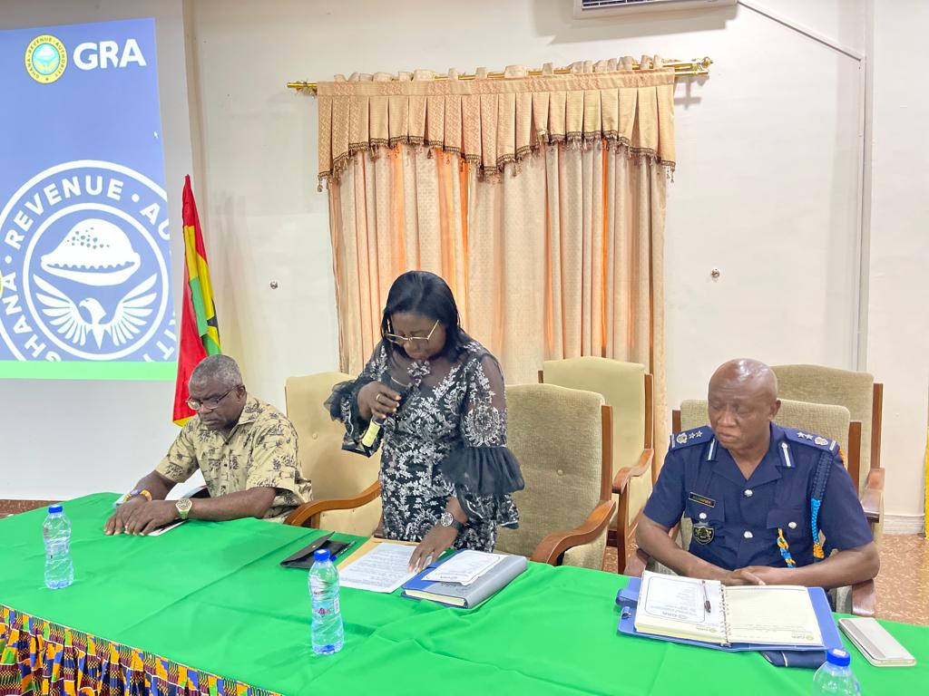 GhanaRevenue's tweet photo. Day 2 of our E-Levy Stakeholder Sensitization is ongoing at various locations in Accra and Kumasi.
#SupportELevy #YourTaxesAtWork https://t.co/zbFEf4yeJ4