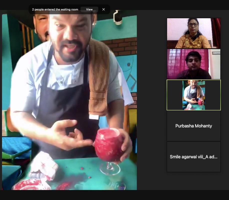 SAI_Edu_In's tweet photo. Morning Session: ‘Foodie Moodie’ by Chef Micheal
The very experienced and well-acclaimed, Chef Michael from Micheal’s Kitchen conducted a workshop on June 7, 2022, for the SAIoneers of Class VIII,
#NutritiveRecipes
#HealthyJuices
#FoodieMoodie
#Hygeine
#CookingWithoutFire https://t.co/oJfsXbuREi