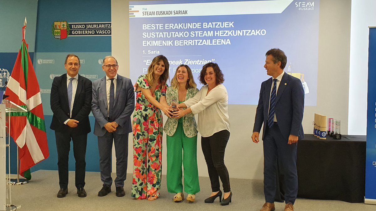 ➡️Emakumeak Zientzianek STEAM EUSKADI 1. saria eta genero-ikuspegiaren aipamen bereziaren saria irabazi ditu. ZORIONAK!!!
➡️Emakumeak Zientzian gana el primer premio STEAM EUSKADI y el premio a la mención especial de perspectiva de género. ENHORABUENA!!!