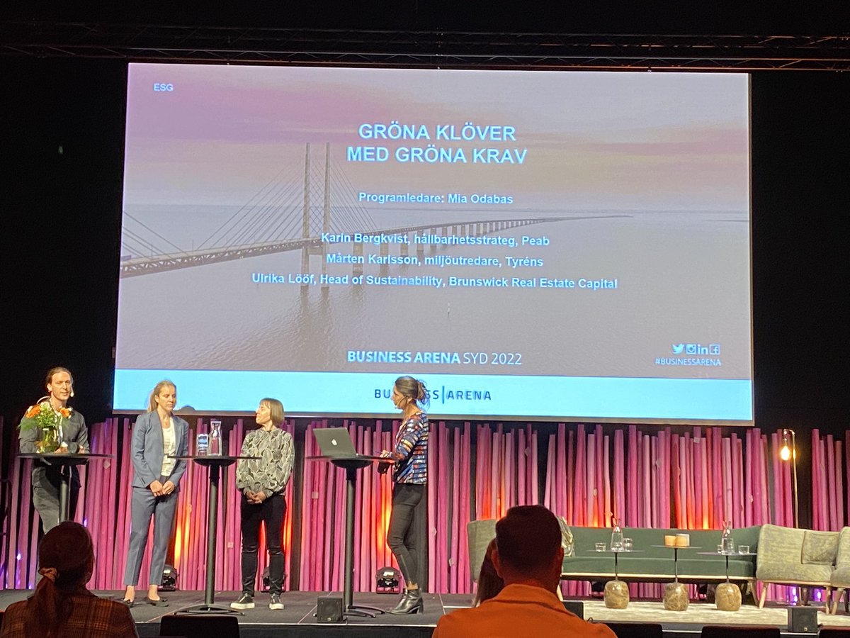 Gröna klöver med gröna krav. Ta reda på hur ni får bygga innan ni sätter spaden i jorden. Naturvärden går att analysera i god tid.

#tyréns #businessarena #grönduediligence #fastighetsutveckling #hållbarhet #samhällsbyggnad