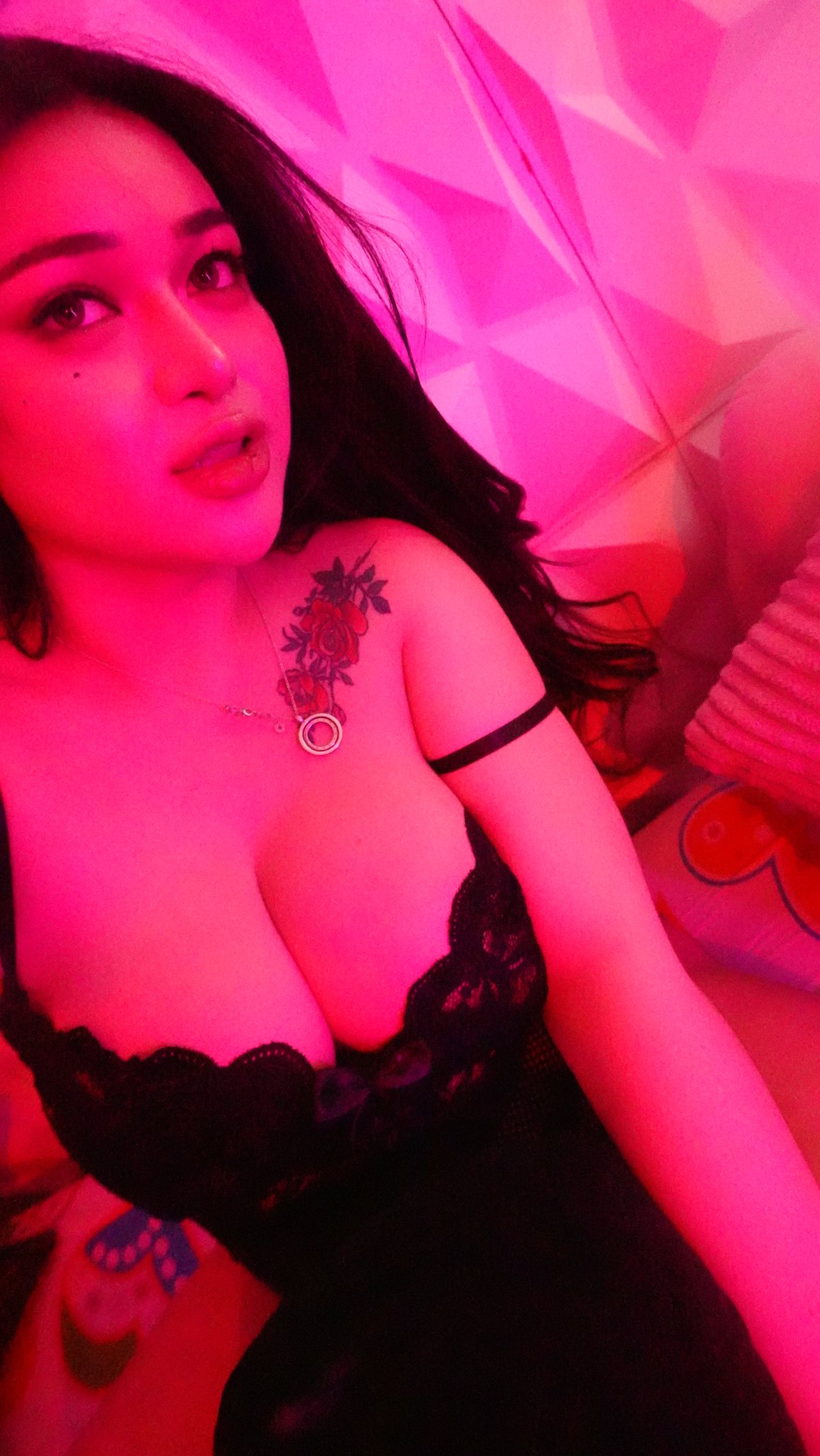 Kim Solis | 𝖆𝖑𝖕𝖍𝖆 on Twitter: "uhhhhhmmmm can u help me fix it pls 🥺 https://t.co/nqj4Vsf7yJ