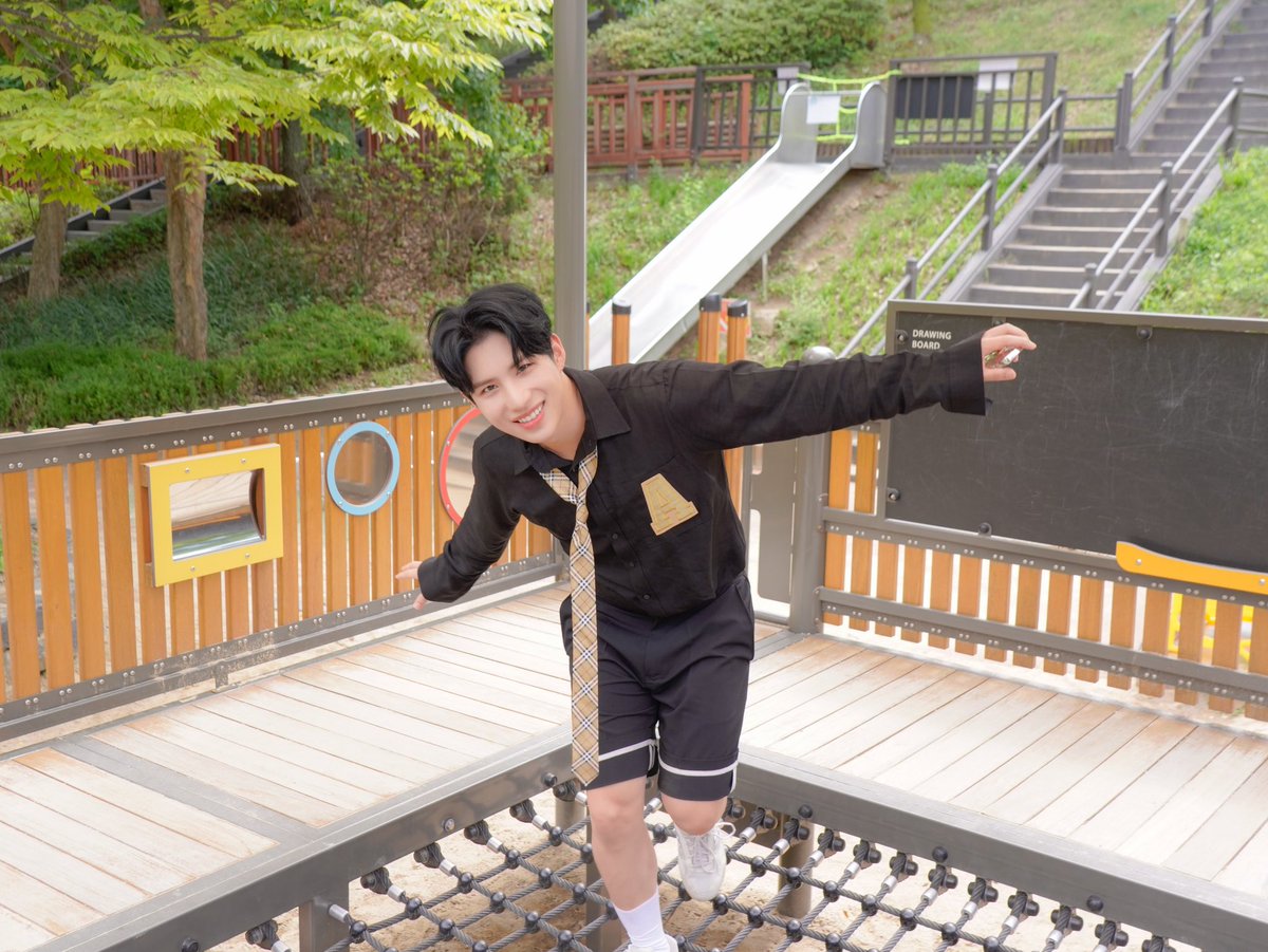 ace_everyday's tweet photo. [#ACE_POST] 📝

'Changer' jacket shooting #1 : a thread 

 📧 https://t.co/6atah4hvsI

#ACE  #에이스 #체인저 #ACE #Changer
@official_ACE7 https://t.co/IGaBBsuLgV
