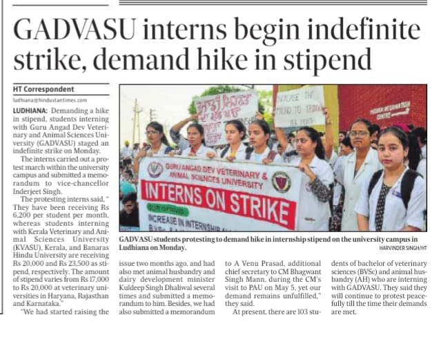 #gadvasuvetunion 
Protest by GADVASU student vet union till we get our demands fulfilled...  
<a href="/HarpalCheemaMLA/">Adv Harpal Singh Cheema</a> <a href="/BhagwantMann/">Bhagwant Mann</a> <a href="/meet_hayer/">Gurmeet Singh Meet Hayer</a> <a href="/KuldeepSinghAAP/">Kuldeep Singh Dhaliwal</a> @PunjabGovtIndia <a href="/AAPPunjab/">AAP Punjab</a>