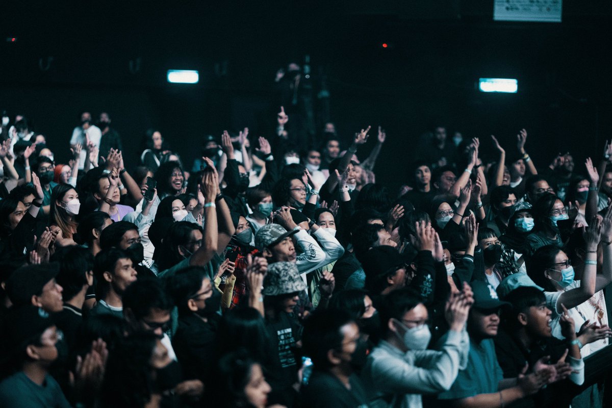 CityRoarsFestMY's tweet photo. Thank you all who came out, we had a blast! 

SEE YOU NEXT YEAR!

#CityRoarsFest2022 #BeThereBeLokal #CENDANAMalaysia #FredPerryMY #TuneCore #TigerBeerMY #ZeppKL https://t.co/n4ZCW5VH9w
