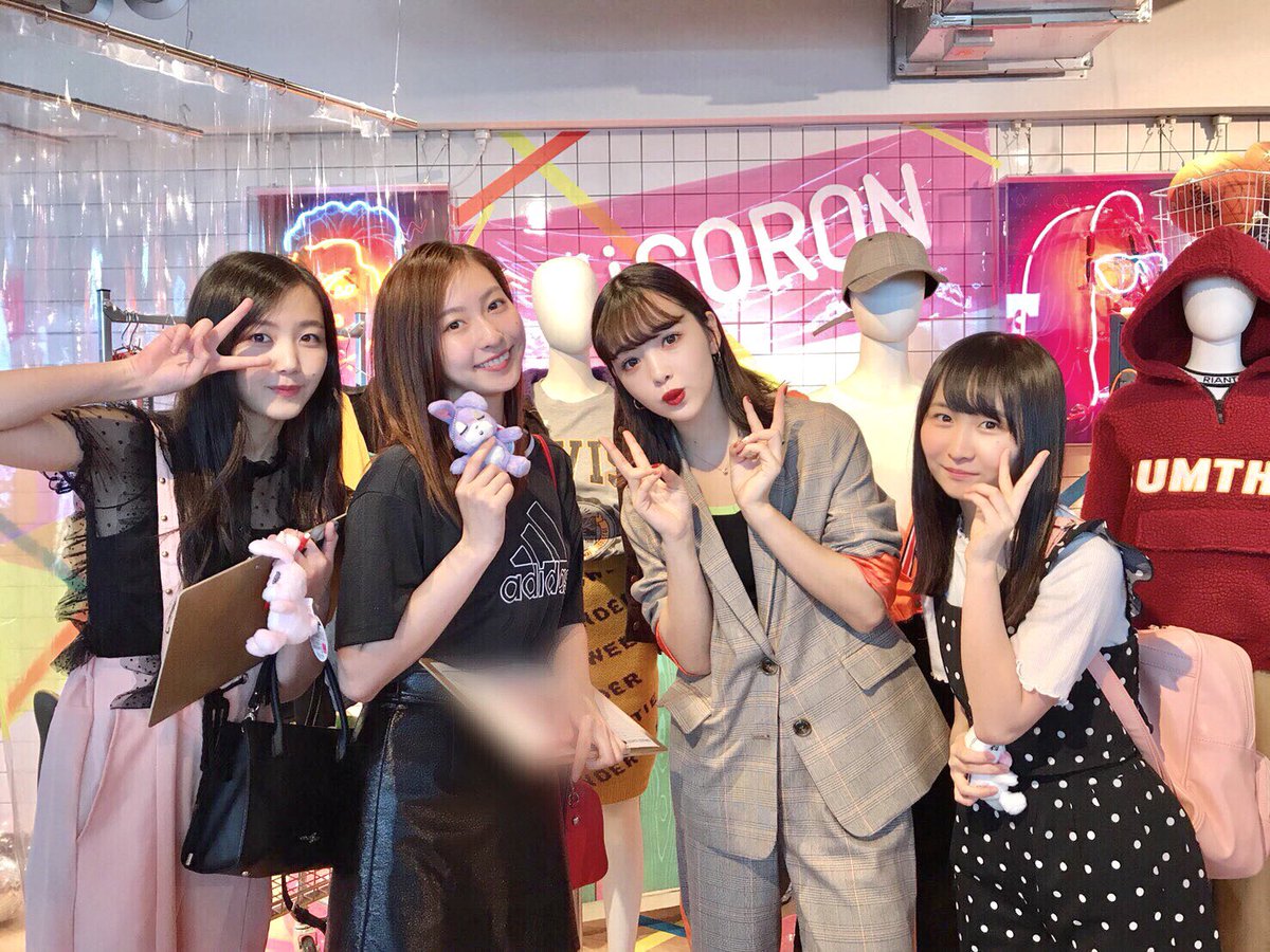 TGSastalight's tweet photo. 「NICORONさんの展示会にJuice=Juiceさんのあかりさんとお姉ちゃんと行ってきました！！…」山邊歩夢／AKB48
出典：https://t.co/1NfeHmdX8E 2018/06/08

#山邊未夢 #東京女子流 #女子流 #藤田ニコル #NiCORON #植村あかり #ジュースジュース #山邊歩夢 #AKB48 https://t.co/EerAU4Ezk4