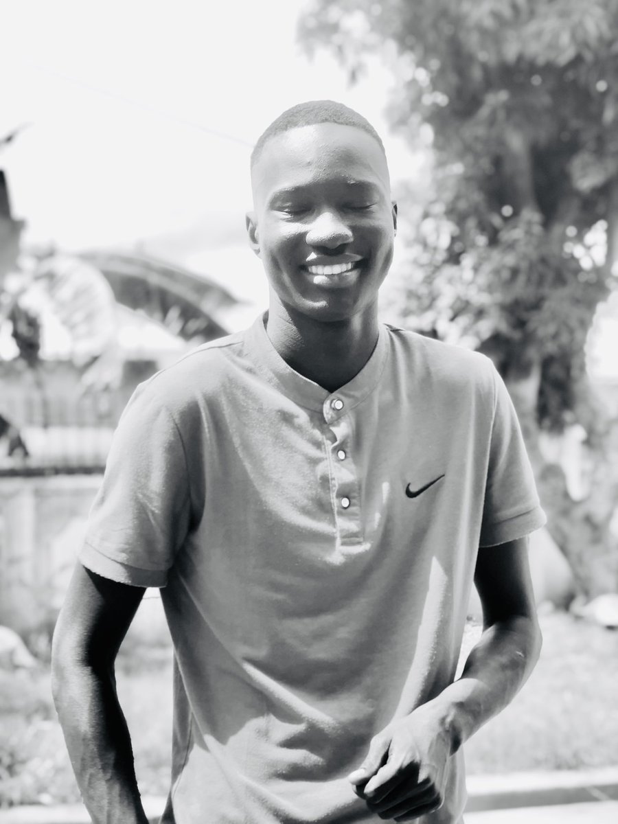 RundeAkot's tweet photo. Happiness https://t.co/zhZbpH9IUH