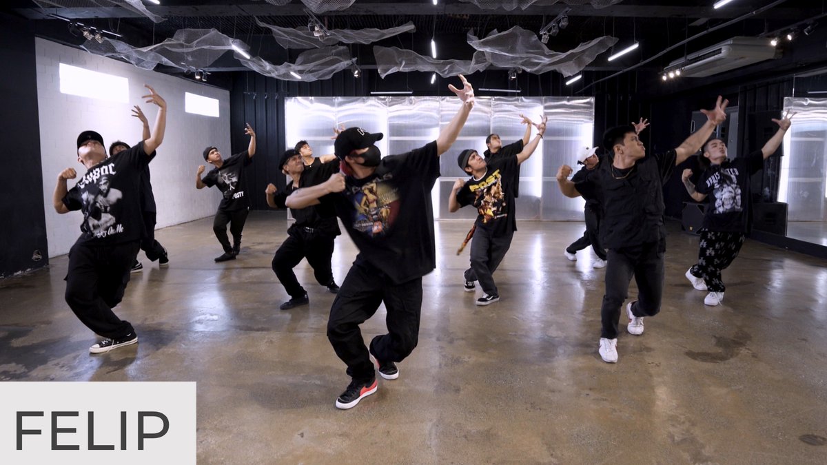 felipsuperior's tweet photo. 🌙 KALIWA KANAN! 
Our dance practice is now up! Enjoy!! 🔥🔥

https://t.co/urlcuVrjo3

#FELIP_Bulan https://t.co/kkAXStFYXX
