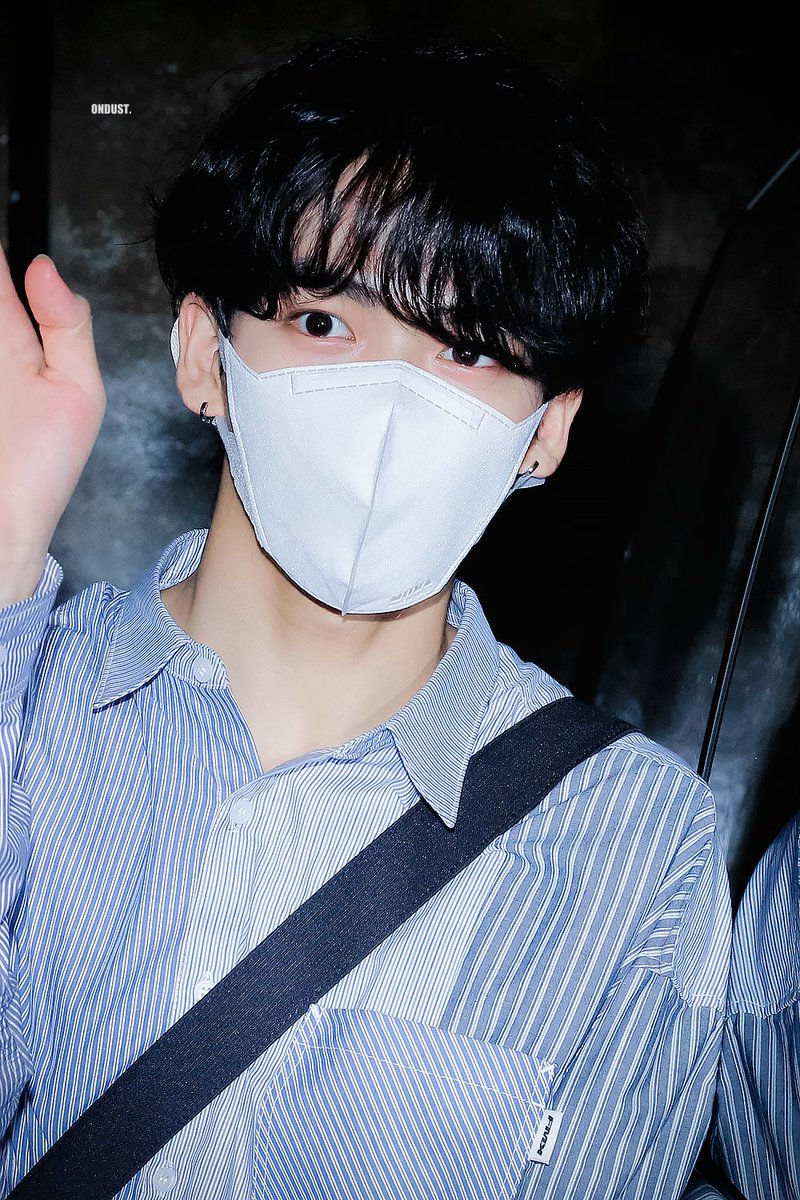 ondust_0916's tweet photo. 갤러리 사진 발굴2

#VERIVERY #베리베리 #MINCHAN #민찬 https://t.co/FYwmSKKl67