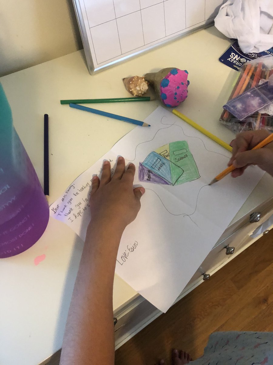 fazli12345's tweet photo. On this #ClassParties day and third to the last day of #school , #TheLittleOne makes a #TeacherAppreciation card. As a dad, Iโd like to thank @esriley1 @StenwoodES and @StenwoodElemPTA for a great school year! https://t.co/66iKpybdLV