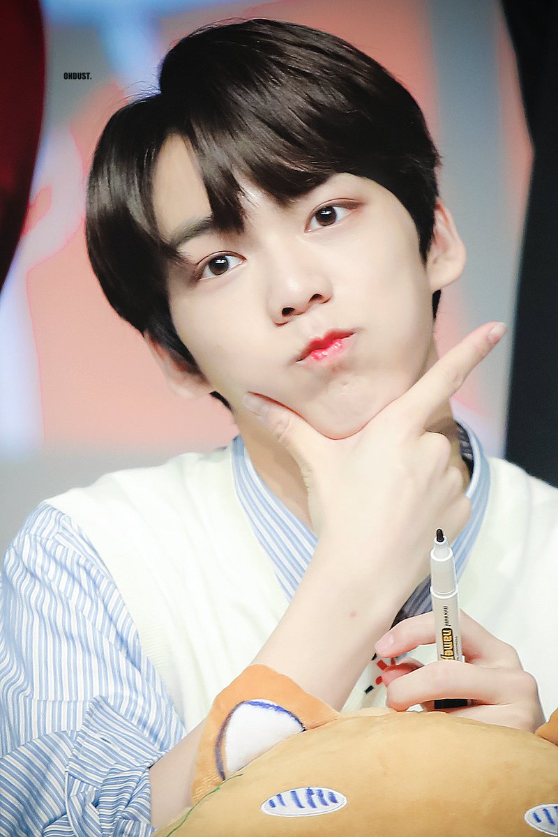 ondust_0916's tweet photo. 갤러리 사진 발굴6

#VERIVERY #베리베리 #MINCHAN #민찬 https://t.co/nfm5Ucoe57