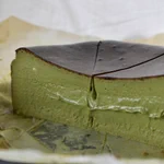 今すぐ作りたい!なめらかでとろける抹茶バスクチーズケーキ